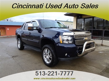 2008 Chevrolet Avalanche LT   - Photo 1 - Cincinnati, OH 45255