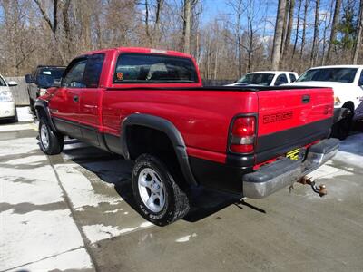 2001 Dodge Ram Pickup 1500 SLT   - Photo 4 - Cincinnati, OH 45255