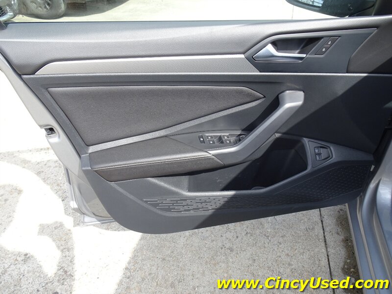 2024 Volkswagen Jetta S - Photo 31 - Cincinnati, OH 45255