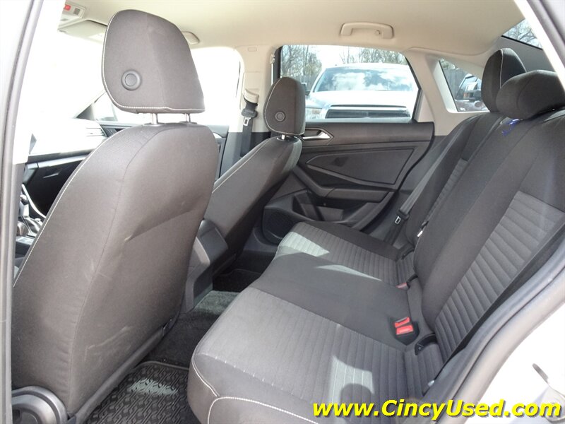 2024 Volkswagen Jetta S - Photo 13 - Cincinnati, OH 45255