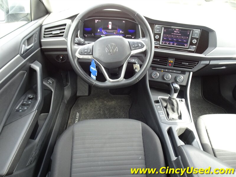 2024 Volkswagen Jetta S - Photo 10 - Cincinnati, OH 45255