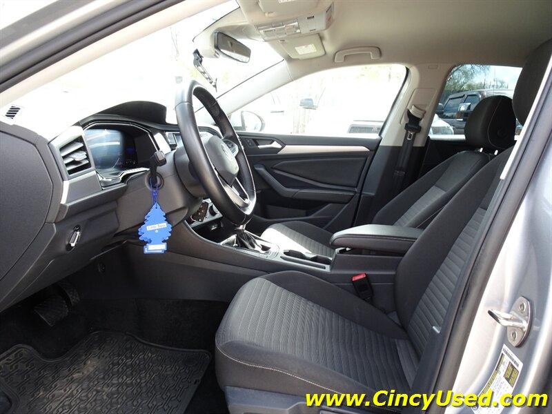 2024 Volkswagen Jetta S - Photo 11 - Cincinnati, OH 45255