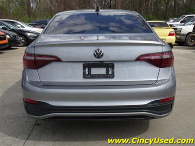 2024 Volkswagen Jetta S - Photo 8 - Cincinnati, OH 45255