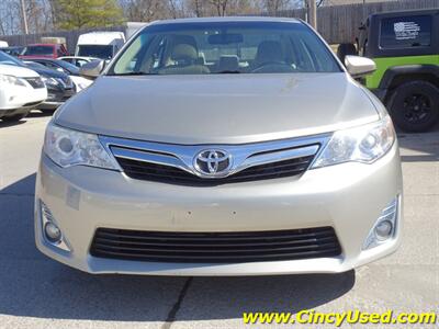 2014 Toyota Camry XLE V6   - Photo 2 - Cincinnati, OH 45255