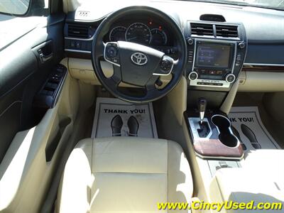 2014 Toyota Camry XLE V6   - Photo 10 - Cincinnati, OH 45255
