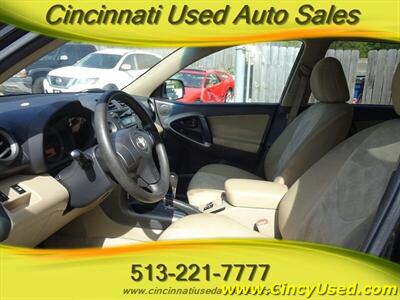 2010 Toyota RAV4   - Photo 10 - Cincinnati, OH 45255