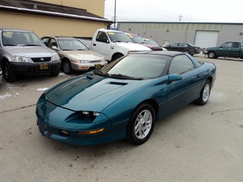 1995 CHEVROLET CAMERO   - Photo 3 - Cincinnati, OH 45255