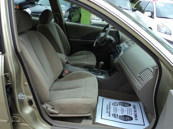 2004 Nissan Altima S   - Photo 8 - Cincinnati, OH 45255