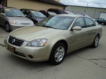 2004 Nissan Altima S   - Photo 3 - Cincinnati, OH 45255