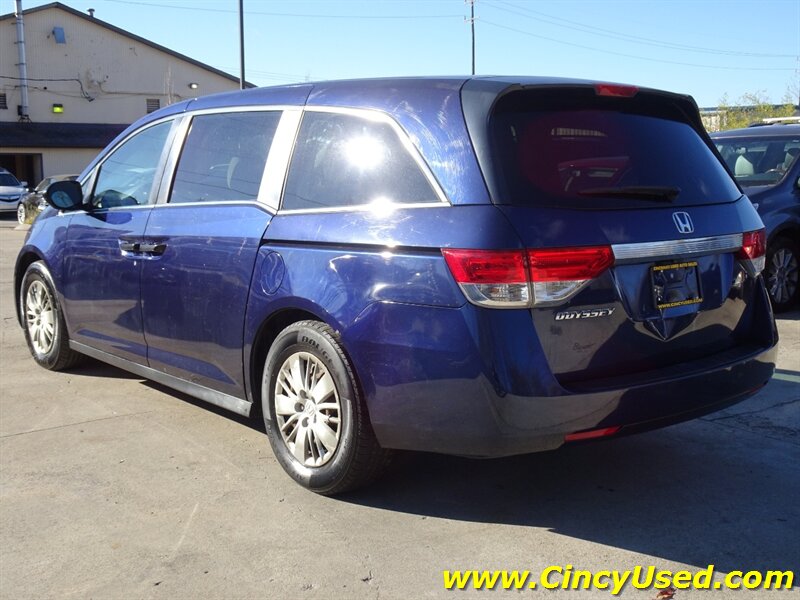 2014 Honda Odyssey LX - Photo 9 - Cincinnati, OH 45255