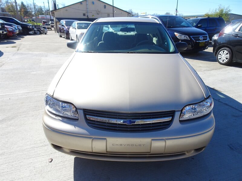 2002 Chevrolet Malibu - Photo 4 - Cincinnati, OH 45255