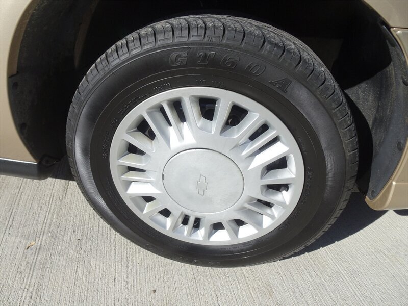 2002 Chevrolet Malibu - Photo 52 - Cincinnati, OH 45255