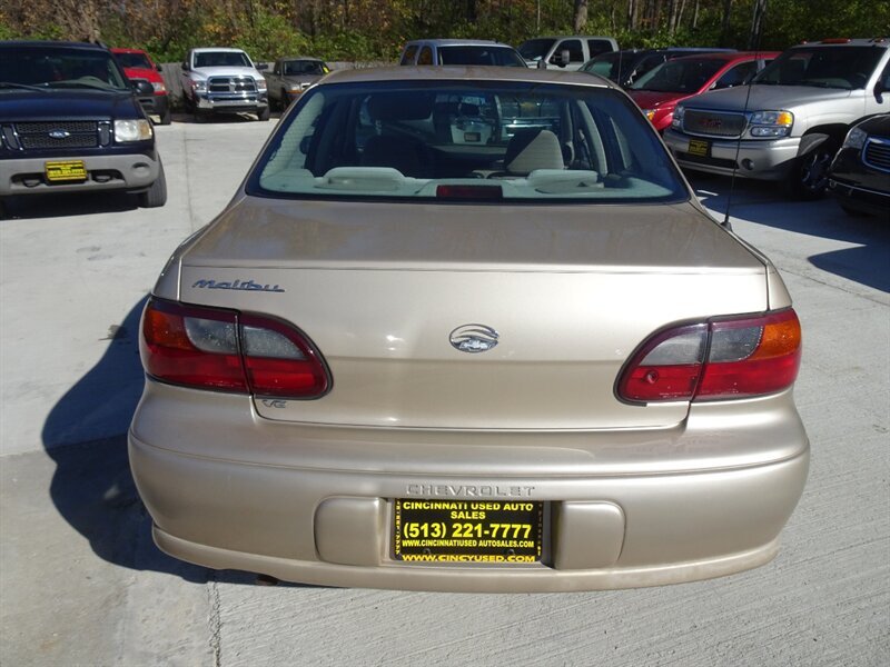 2002 Chevrolet Malibu - Photo 9 - Cincinnati, OH 45255