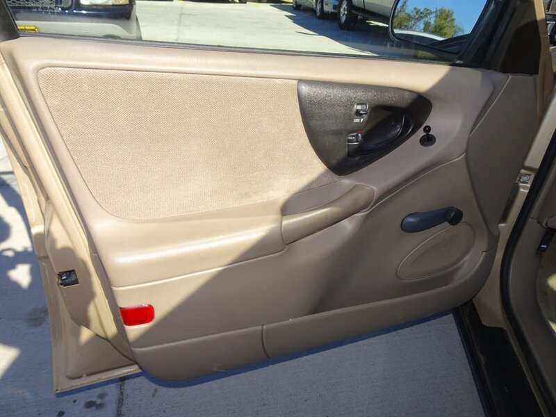 2002 Chevrolet Malibu - Photo 41 - Cincinnati, OH 45255