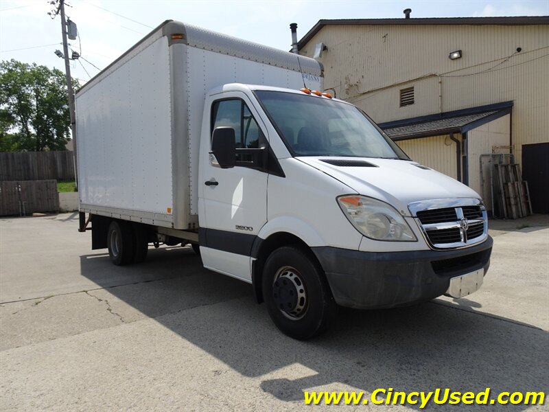 2007 Dodge Sprinter 3500 Bluetec 3.0L V6 RWD - Photo 5 - Cincinnati, OH 45255