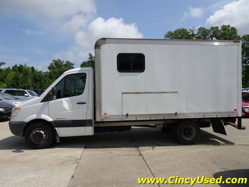 2007 Dodge Sprinter 3500 Bluetec 3.0L V6 RWD - Photo 10 - Cincinnati, OH 45255