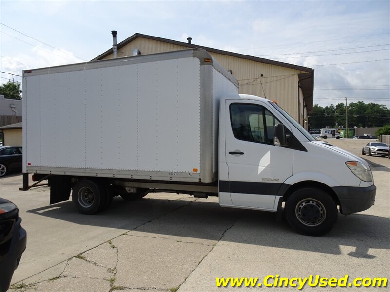 2007 Dodge Sprinter 3500 Bluetec 3.0L V6 RWD - Photo 6 - Cincinnati, OH 45255