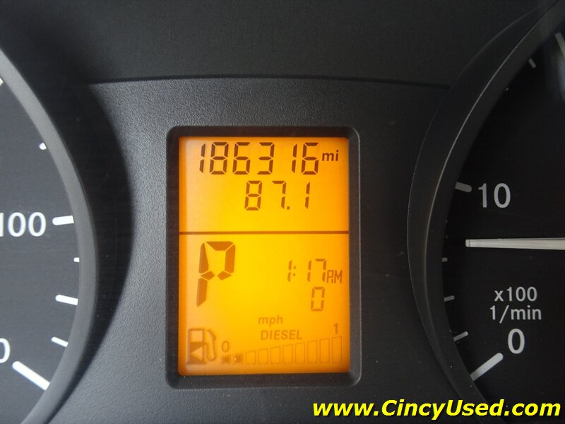 2007 Dodge Sprinter 3500 Bluetec 3.0L V6 RWD - Photo 17 - Cincinnati, OH 45255
