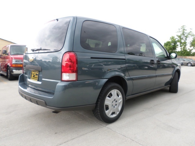2006 Chevrolet Uplander LS - Photo 13 - Cincinnati, OH 45255