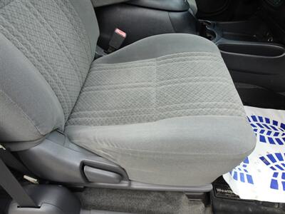 2003 Toyota Tundra SR5  4.7L V8 4X4 - Photo 24 - Cincinnati, OH 45255