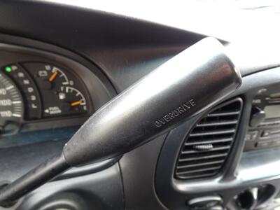 2003 Toyota Tundra SR5  4.7L V8 4X4 - Photo 17 - Cincinnati, OH 45255