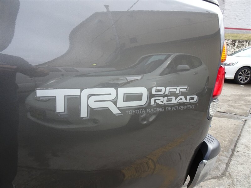 2003 Toyota Tundra SR5  4.7L V8 4X4 - Photo 20 - Cincinnati, OH 45255