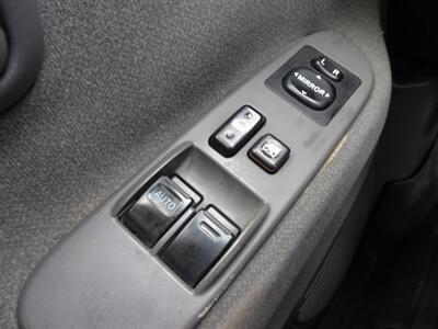 2003 Toyota Tundra SR5  4.7L V8 4X4 - Photo 19 - Cincinnati, OH 45255