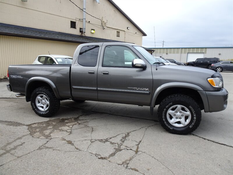 2003 Toyota Tundra SR5  4.7L V8 4X4 - Photo 6 - Cincinnati, OH 45255