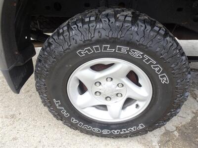 2003 Toyota Tundra SR5  4.7L V8 4X4 - Photo 29 - Cincinnati, OH 45255