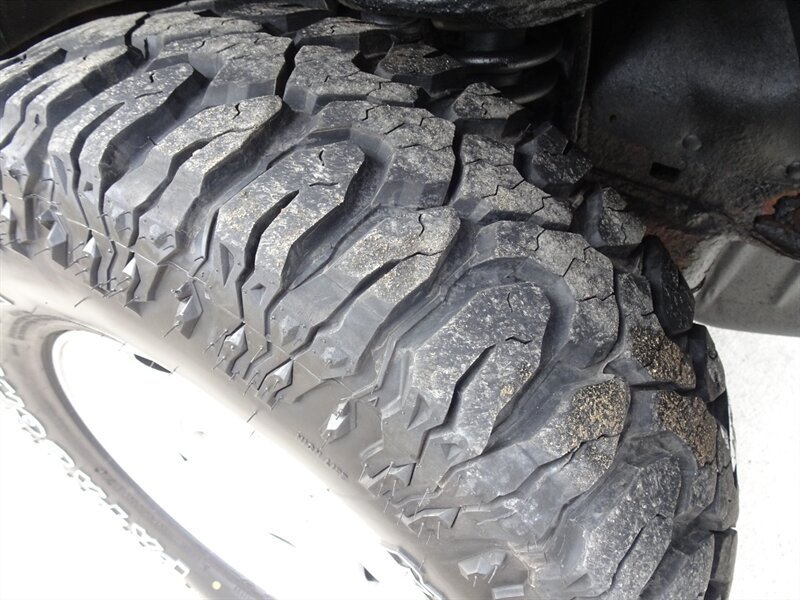 2003 Toyota Tundra SR5  4.7L V8 4X4 - Photo 26 - Cincinnati, OH 45255