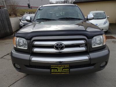 2003 Toyota Tundra SR5  4.7L V8 4X4 - Photo 2 - Cincinnati, OH 45255