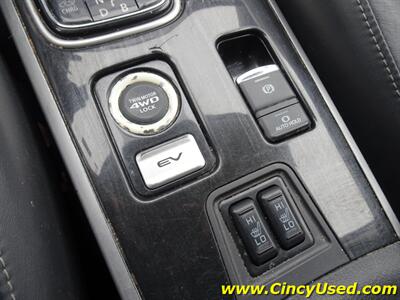 2018 Mitsubishi Outlander PHEV SEL - Photo 14 - Cincinnati, OH 45255