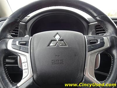 2018 Mitsubishi Outlander PHEV SEL - Photo 17 - Cincinnati, OH 45255