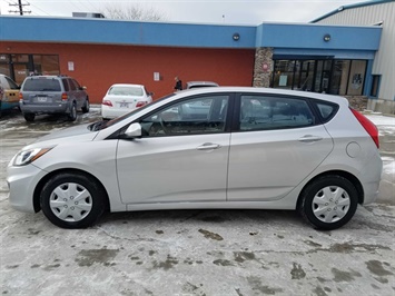 2014 Hyundai Accent GS   - Photo 15 - Cincinnati, OH 45255