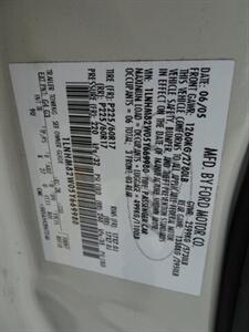 2005 Lincoln Town Car Signature Limited 4.6L V8 RWD - Photo 31 - Cincinnati, OH 45255