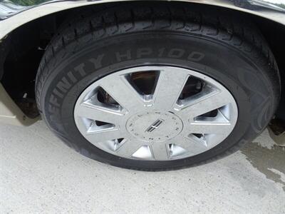 2005 Lincoln Town Car Signature Limited 4.6L V8 RWD - Photo 30 - Cincinnati, OH 45255