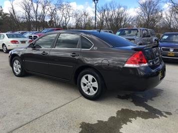 2008 Chevrolet Impala LT   - Photo 4 - Cincinnati, OH 45255