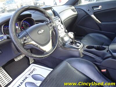 2013 Hyundai Genesis 3.8 Grand Touring   - Photo 12 - Cincinnati, OH 45255