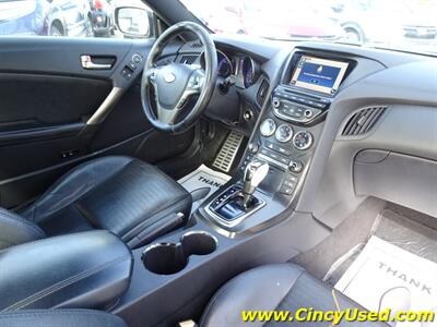 2013 Hyundai Genesis 3.8 Grand Touring   - Photo 15 - Cincinnati, OH 45255