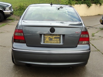 2004 Volkswagen Jetta GLI   - Photo 5 - Cincinnati, OH 45255