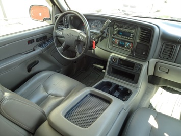 2006 Chevrolet Suburban Z71 1500   - Photo 13 - Cincinnati, OH 45255