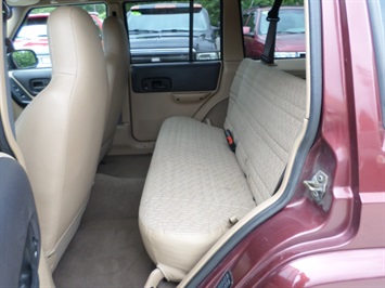 2000 Jeep Cherokee Sport   - Photo 15 - Cincinnati, OH 45255