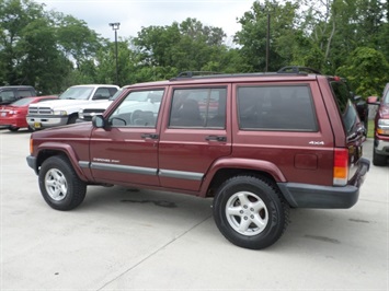 2000 Jeep Cherokee Sport   - Photo 4 - Cincinnati, OH 45255