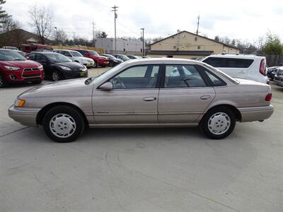 1995 Ford Taurus GL   - Photo 7 - Cincinnati, OH 45255