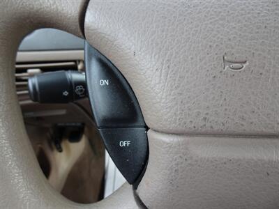 1995 Ford Taurus GL   - Photo 26 - Cincinnati, OH 45255