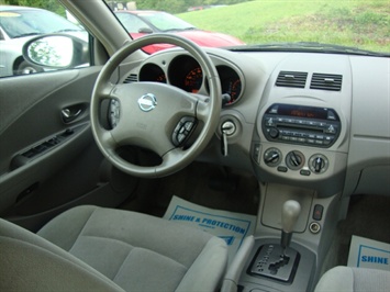 2002 Nissan Altima SE   - Photo 7 - Cincinnati, OH 45255