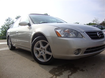 2002 Nissan Altima SE   - Photo 10 - Cincinnati, OH 45255