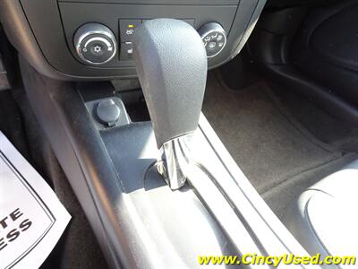 2006 Chevrolet Monte Carlo SS   - Photo 18 - Cincinnati, OH 45255