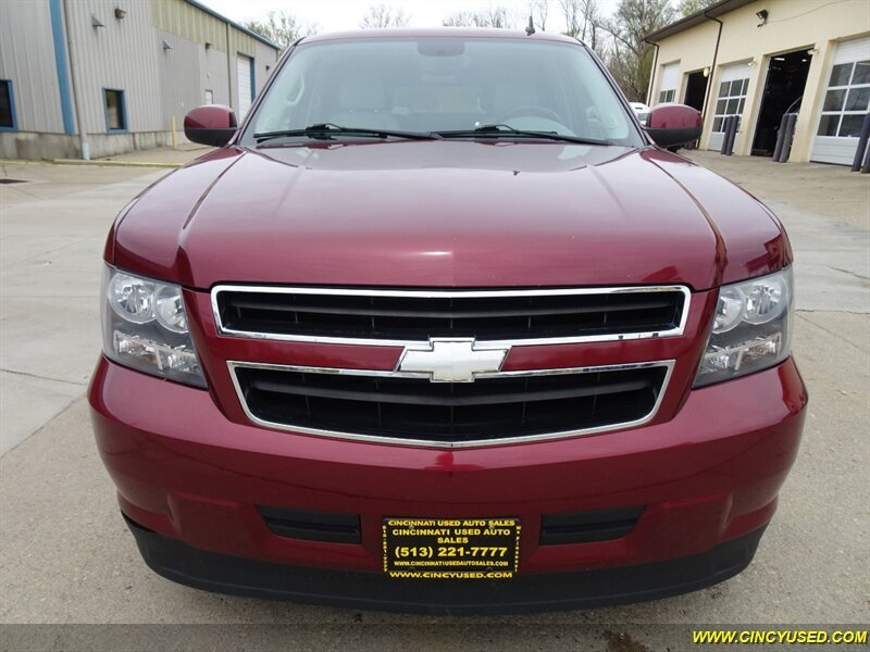 2008 Chevrolet Tahoe Hybrid - Photo 2 - Cincinnati, OH 45255