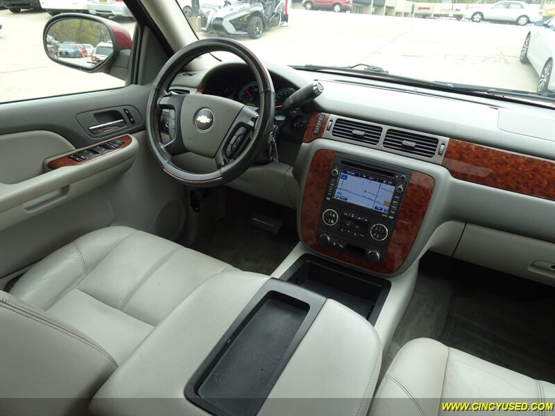 2008 Chevrolet Tahoe Hybrid - Photo 10 - Cincinnati, OH 45255